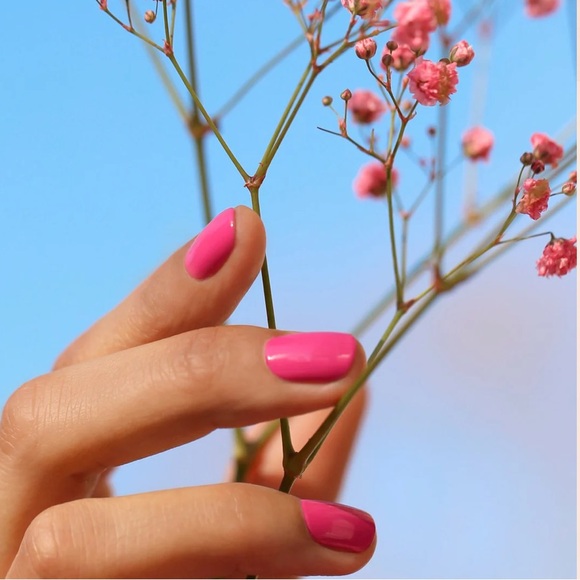 Green Flash LED Nail Polish - Petula - Picture 3 of 3